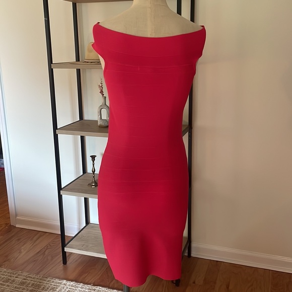 Guess gorgeous bright pink body con - Picture 3 of 3